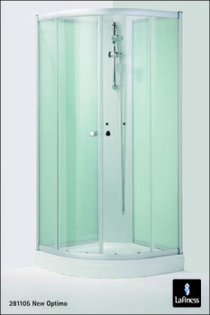 Une cabine de douche à porte coulissante : pratique et confortable